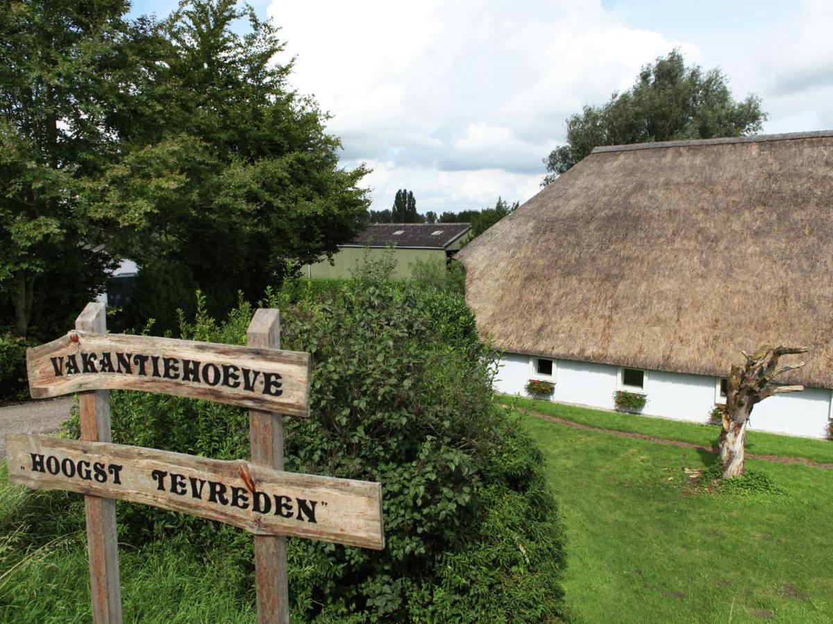 Quaint Farmhouse Near River In Oosterwijk ليردام المظهر الخارجي الصورة