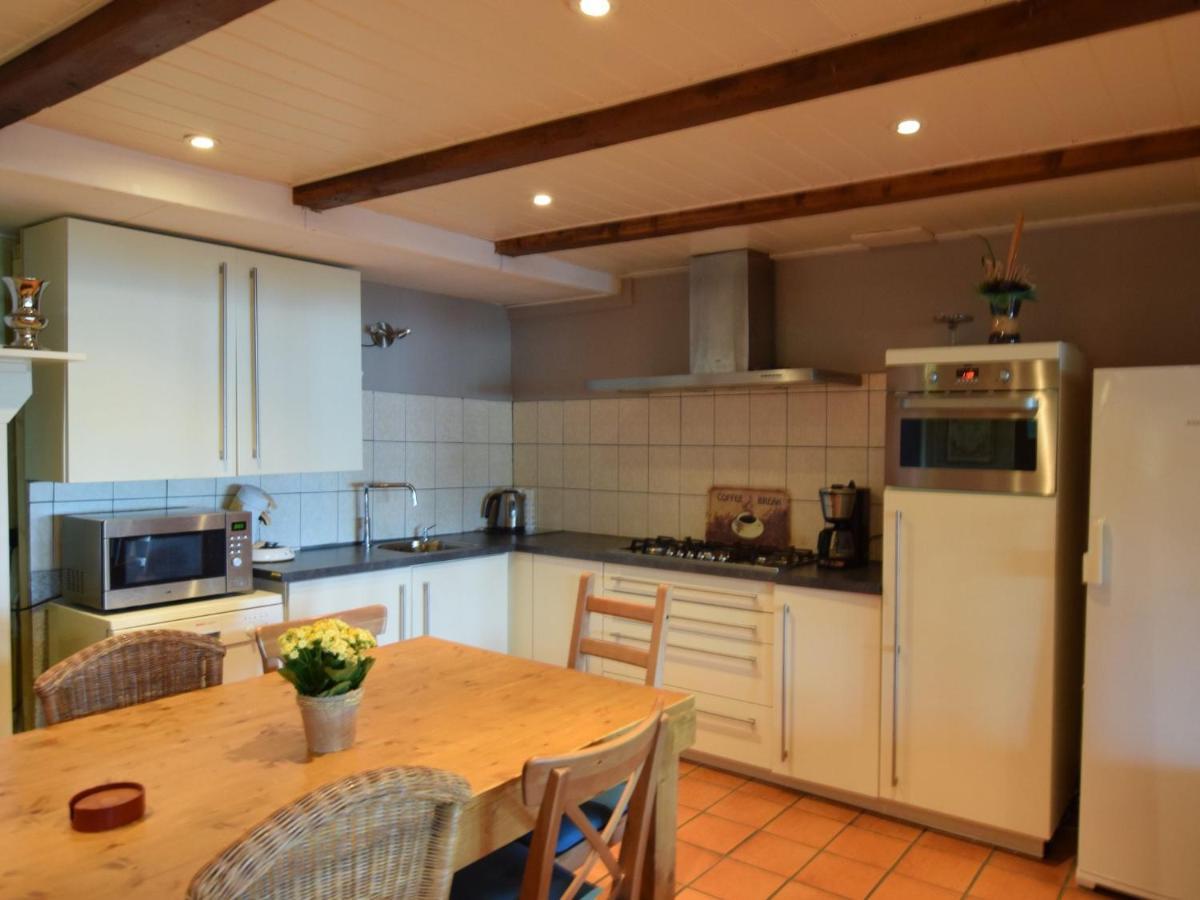 Quaint Farmhouse Near River In Oosterwijk ليردام المظهر الخارجي الصورة